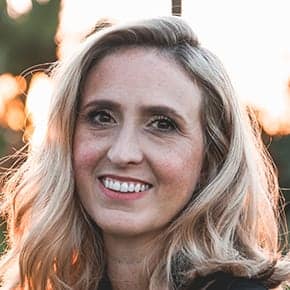 About 4 edward cisneros H6wpor9mjs unsplash